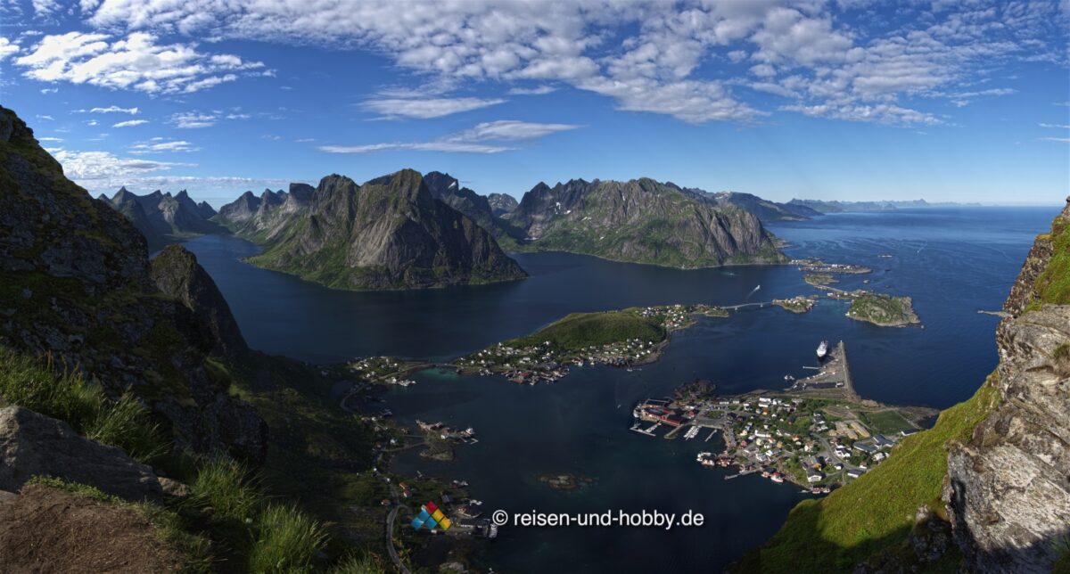 Aussicht vom Reinebringen (Lofoten)